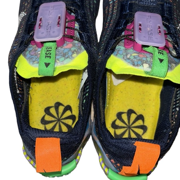 NIKE VaporMax Mid-Top Women’s Running Shoe, Size 8 - Picture 9 of 15